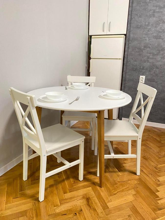 Apartment Little Vienna Русе Экстерьер фото